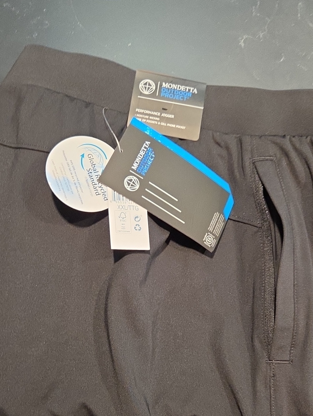 Mondetta Men's Athletic Shorts in Black
